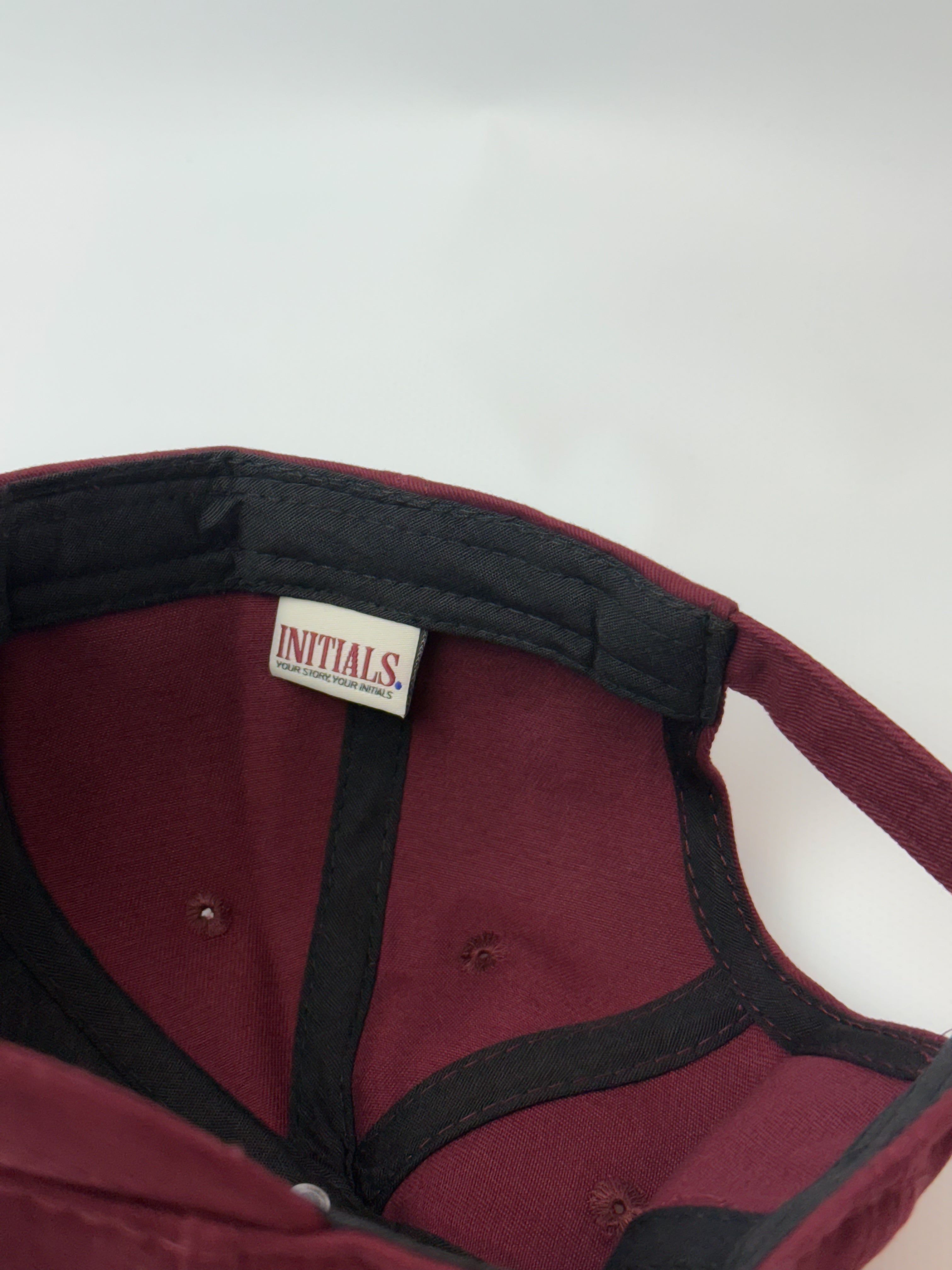 Initials Bordeaux Signature Cap